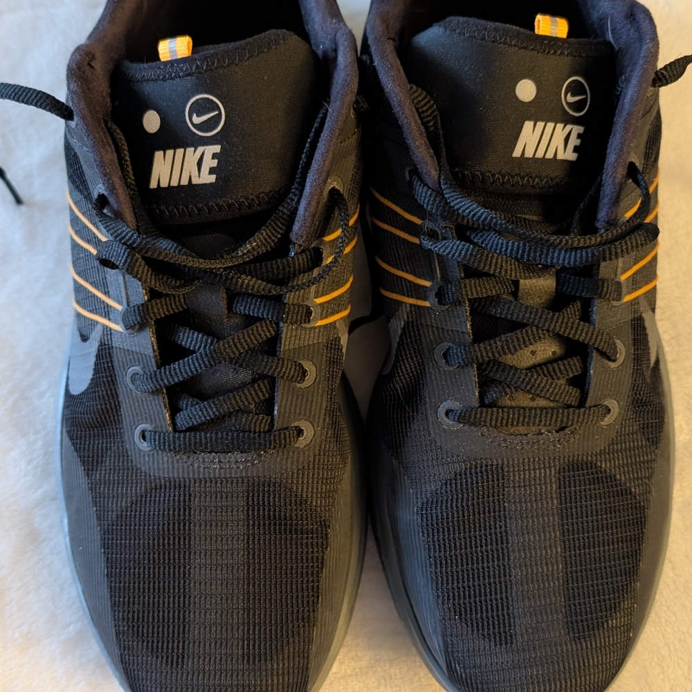 Nike Men's Black and Orange Sneakers, Size 11